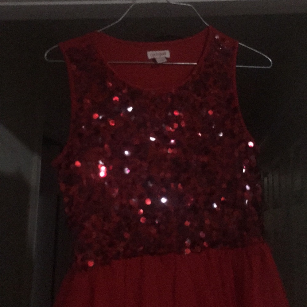 Red Dress - Picture 2 of 2